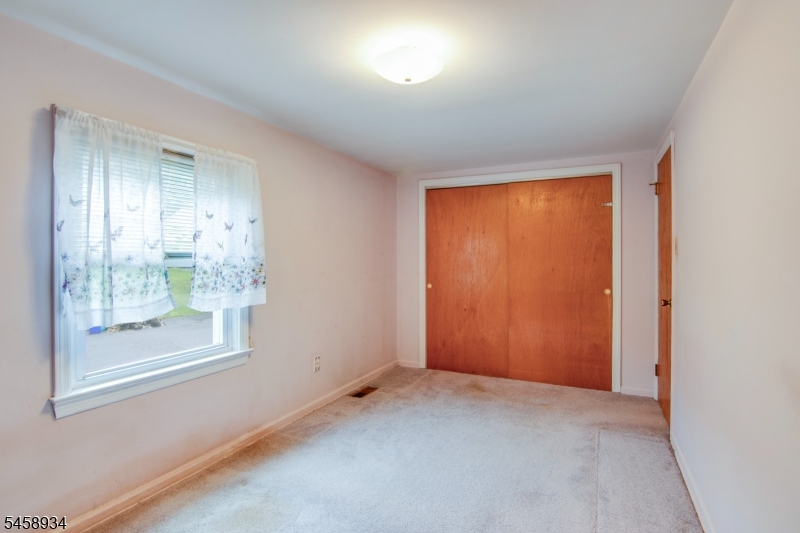 11 Birchwood Rd Property Photo 22