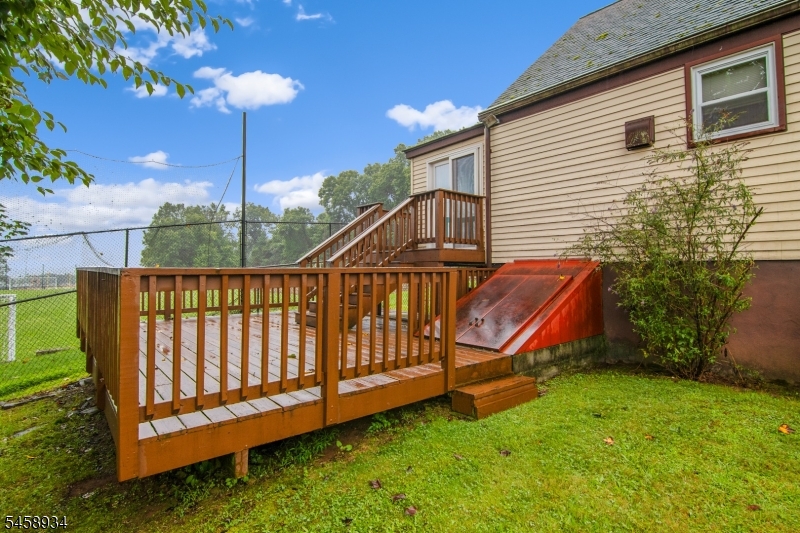 11 Birchwood Rd Property Photo 31