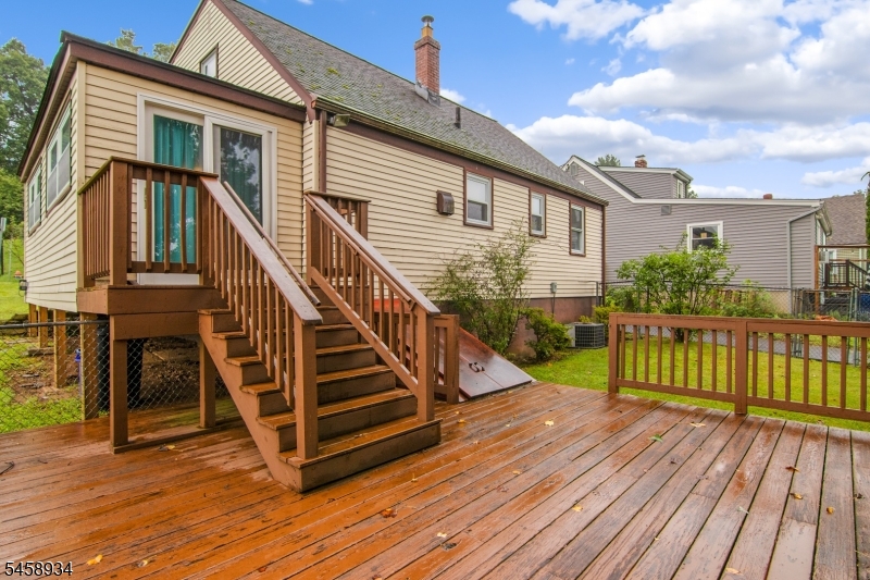 11 Birchwood Rd Property Photo 32