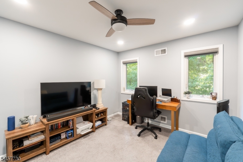 34 Loantaka Way Unit H H Property Photo 15