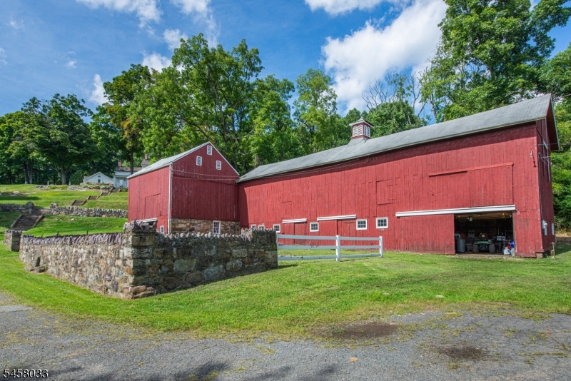440 Rockaway Valley Rd Property Photo 8