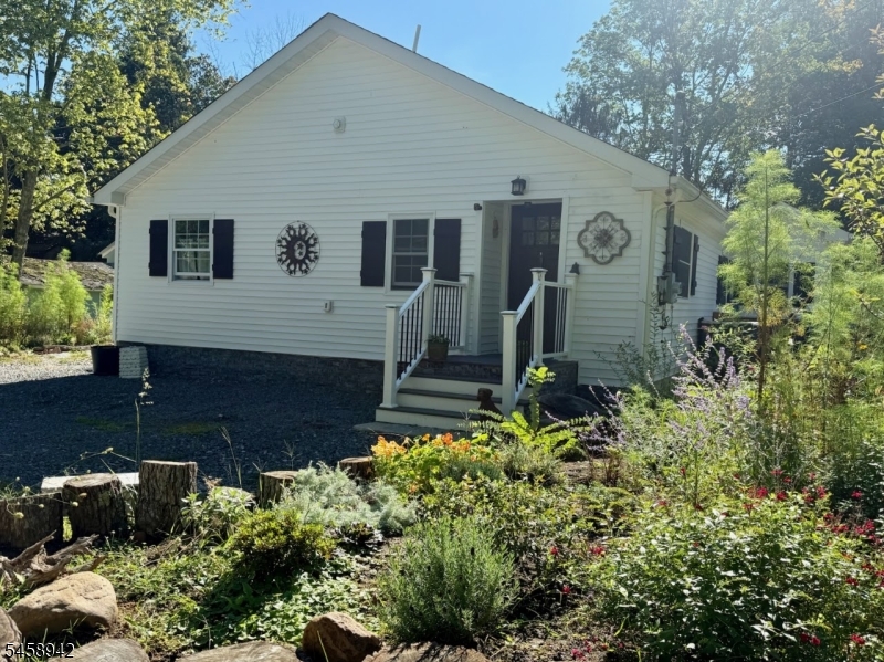 63 Bauer Rd Property Photo 1