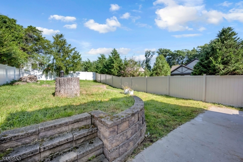 91 Randolph Ave Property Photo 25