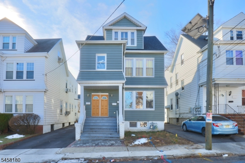 286 Williamson Ave 2 Property Photo 1