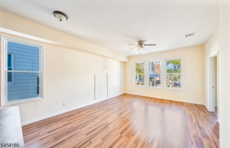 286 Williamson Ave 2 Property Photo 15