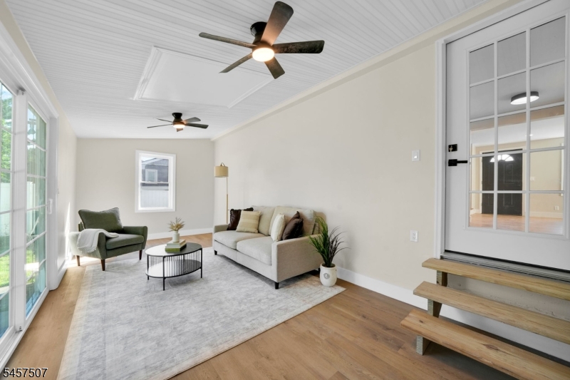 71 French St Property Photo 10