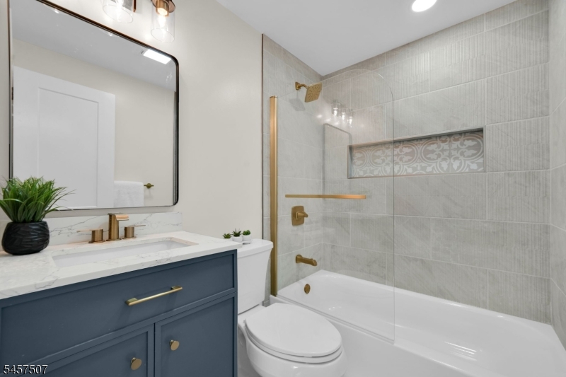 71 French St Property Photo 15