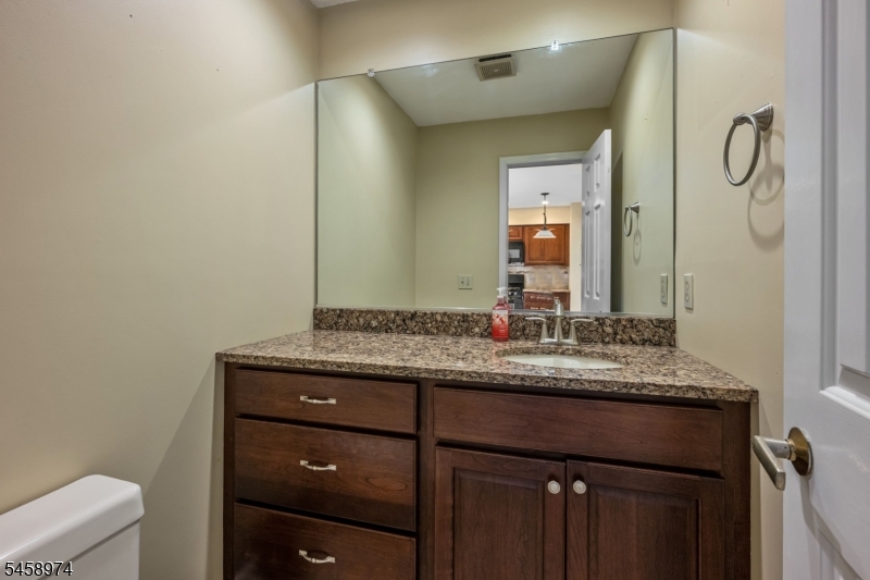 2 Ridgeview Ter Property Photo 12