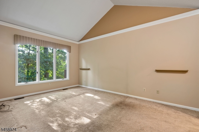 2 Ridgeview Ter Property Photo 13