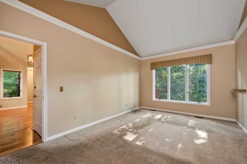 2 Ridgeview Ter Property Photo 14