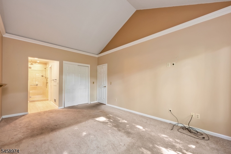 2 Ridgeview Ter Property Photo 15