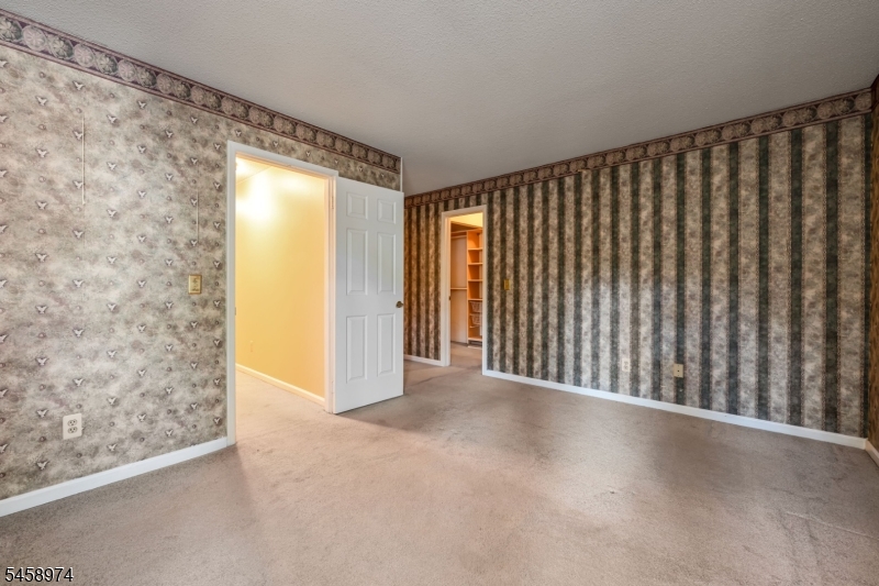 2 Ridgeview Ter Property Photo 27