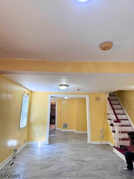 105 Mcadoo Ave Property Photo 3