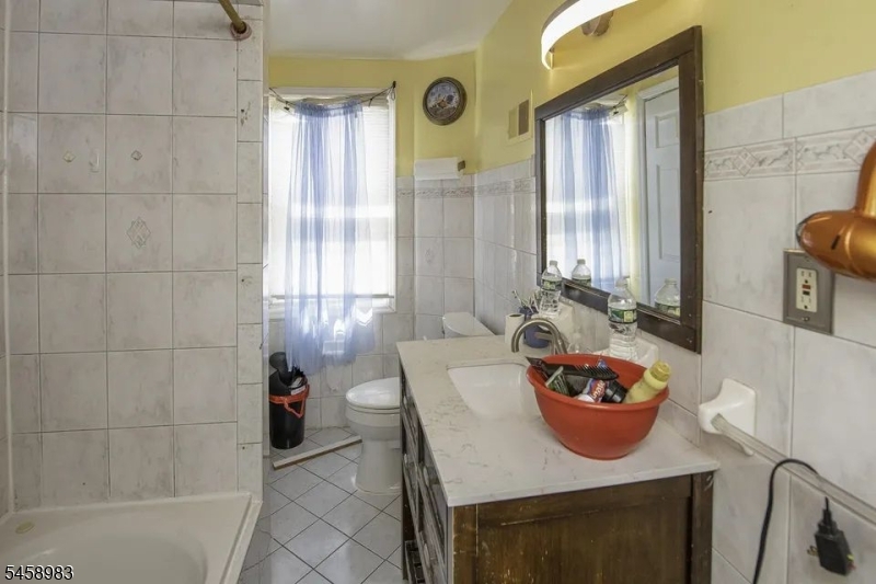 105 Mcadoo Ave Property Photo 6