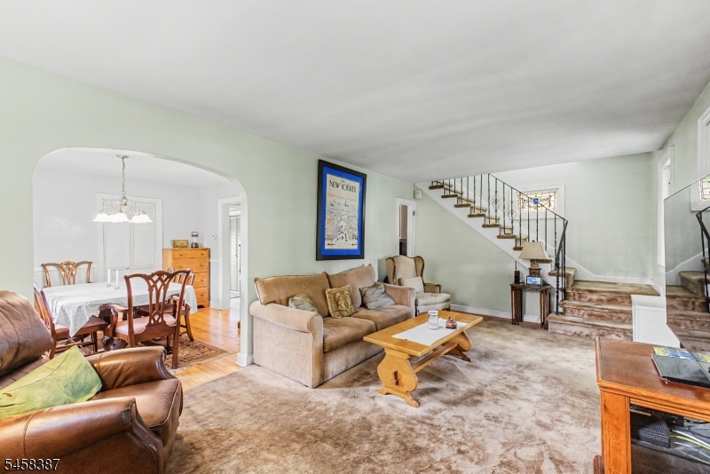 137 Mckinley Ave Property Photo 10