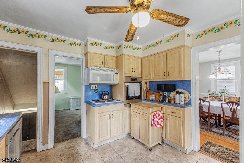 137 Mckinley Ave Property Photo 12