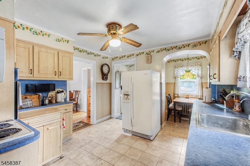 137 Mckinley Ave Property Photo 13
