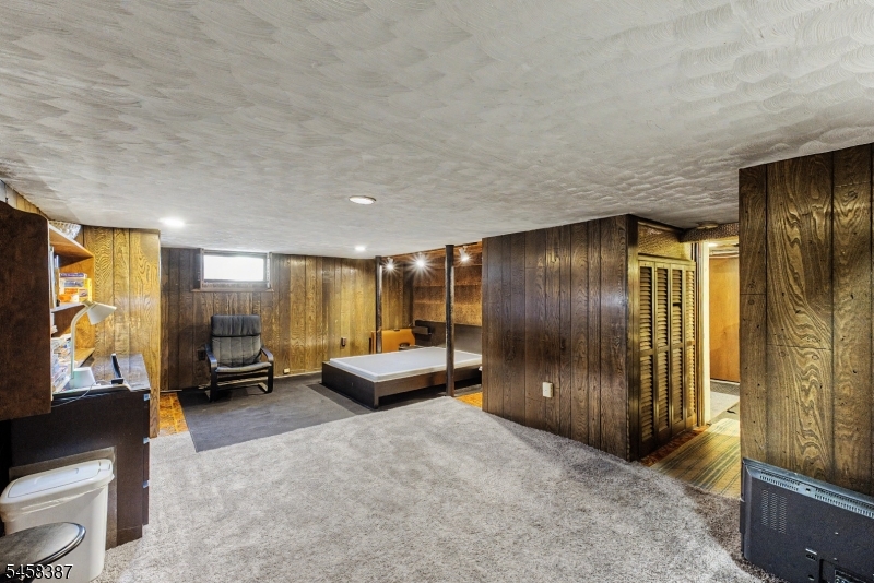 137 Mckinley Ave Property Photo 31