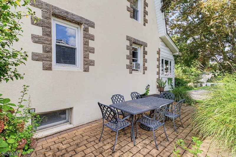 137 Mckinley Ave Property Photo 37