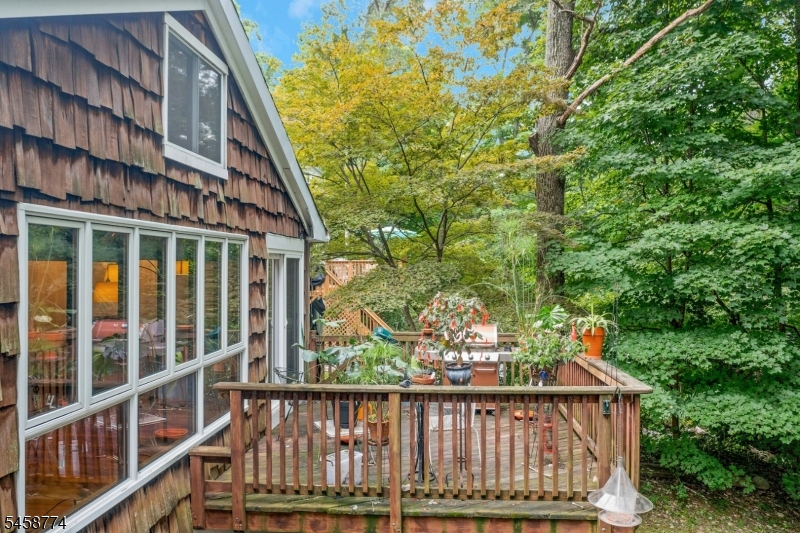 15 Hillside Rd Property Photo 13