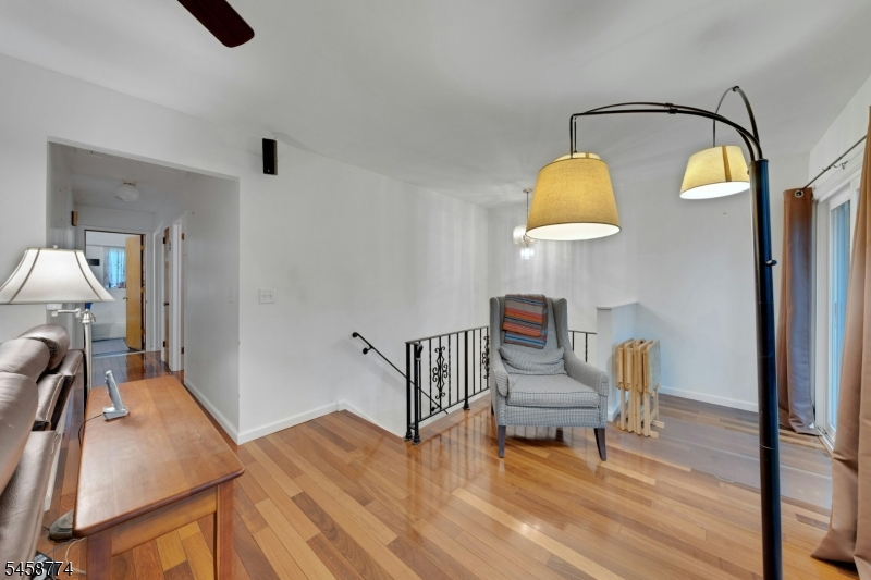15 Hillside Rd Property Photo 15