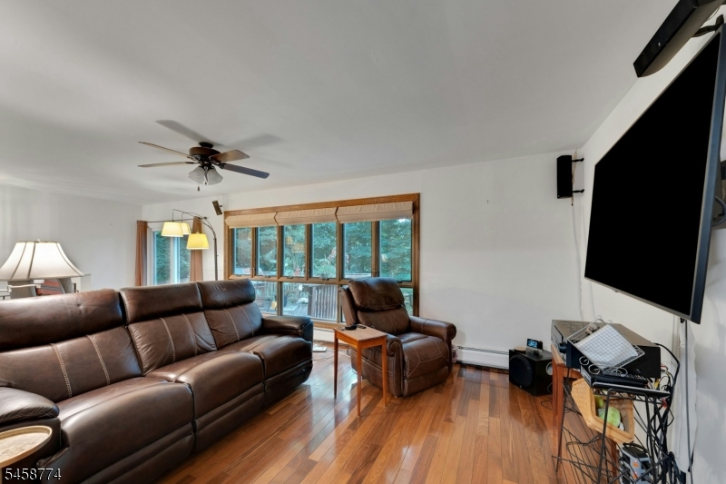 15 Hillside Rd Property Photo 18