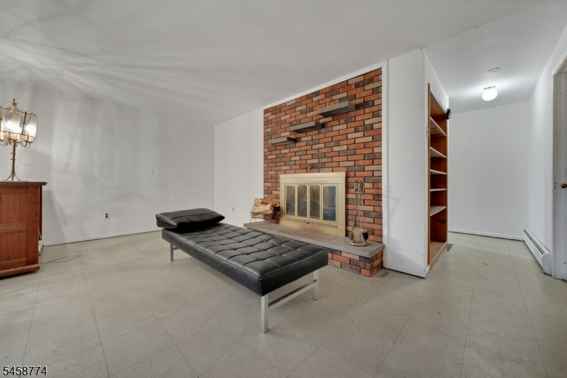 15 Hillside Rd Property Photo 32