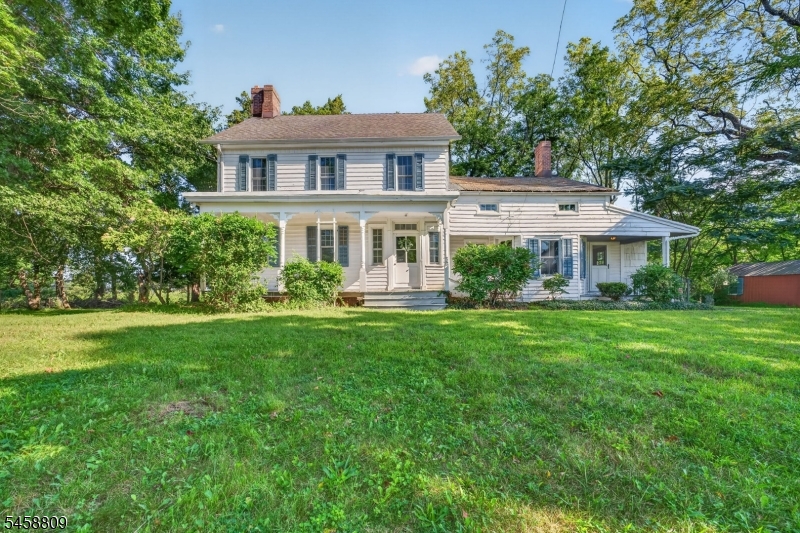 240 Willow Rd