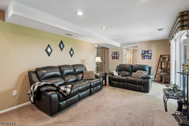 18 Mary Ellen Dr Property Photo 23