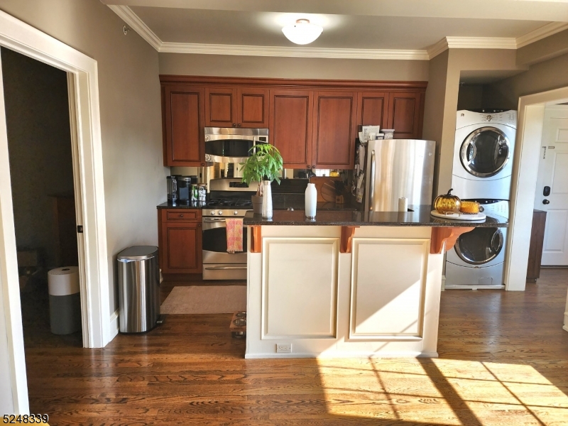 12 Elm St 2b Property Photo 7
