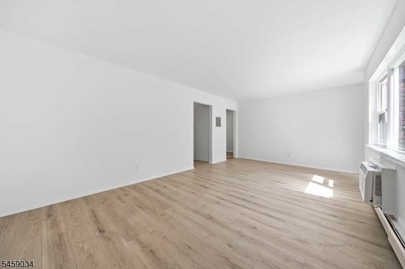 125 Regency Park 125 Property Photo 7