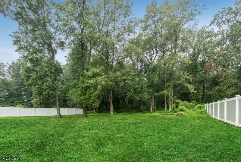 69 Forest Dr Property Photo 35