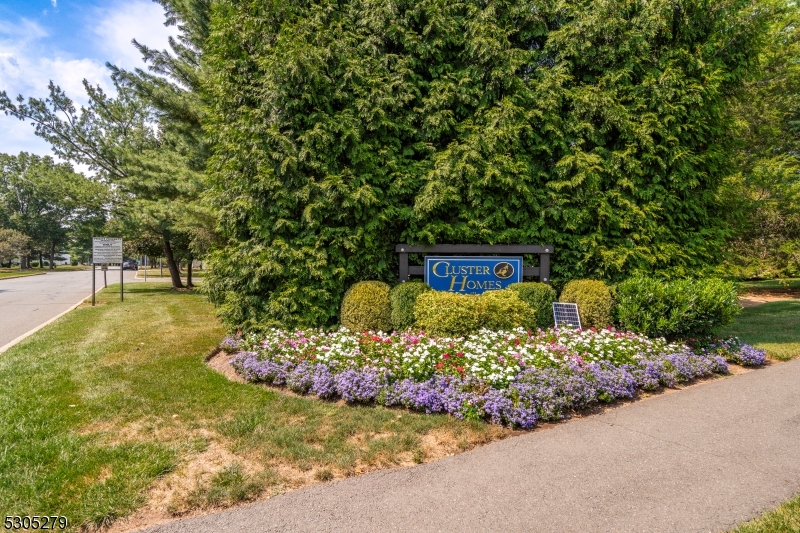 130 Winchester Way Property Photo 1