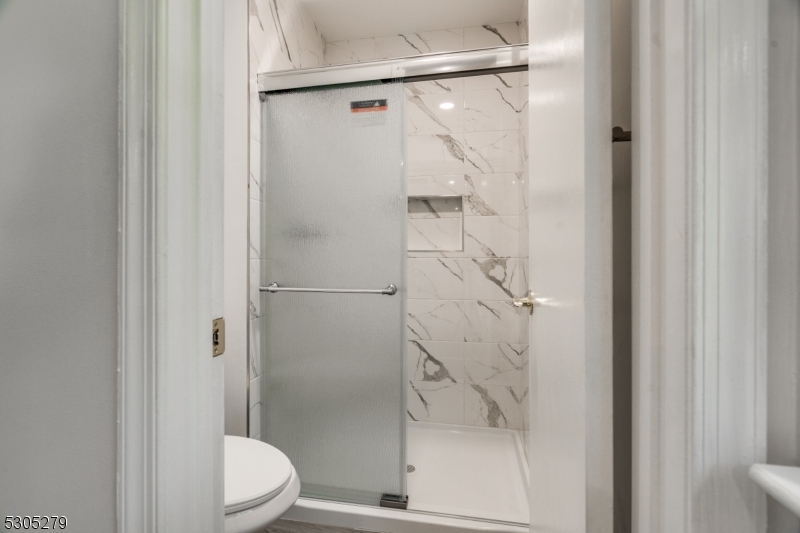 130 Winchester Way Property Photo 31
