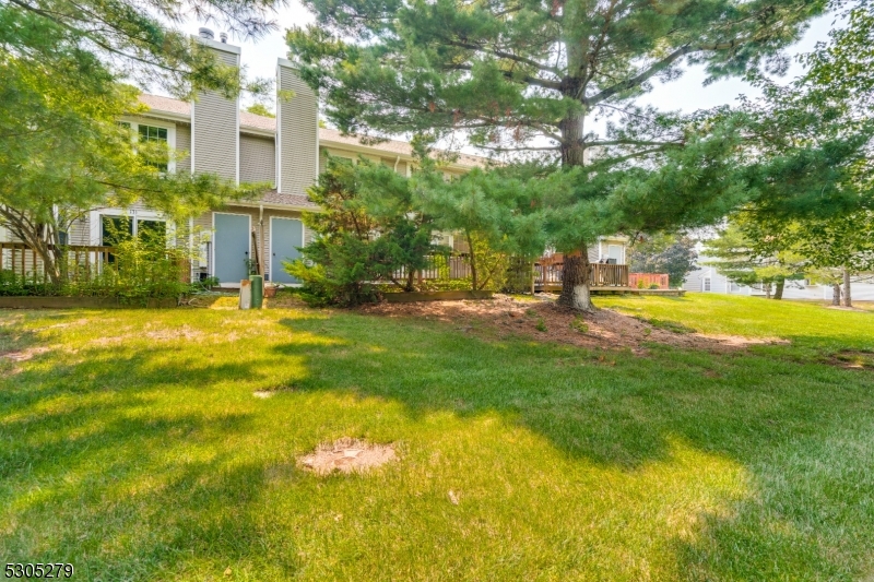 130 Winchester Way Property Photo 38