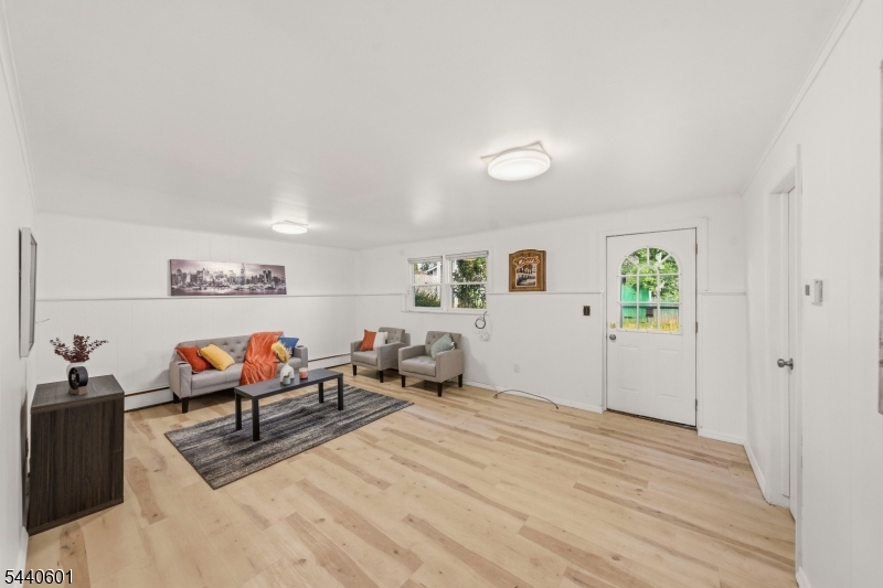 2037 Tampa Ter Property Photo 19