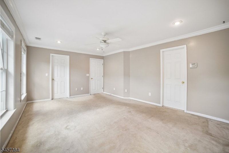147 Arrowgate Dr Property Photo 20