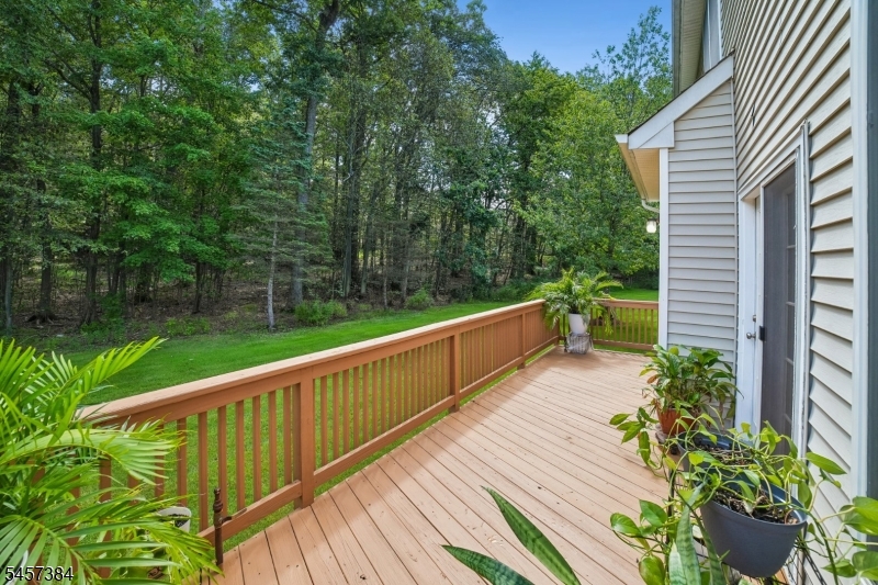 147 Arrowgate Dr Property Photo 31