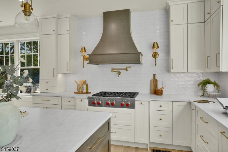 110 Blauvelt Avenue Property Photo 8