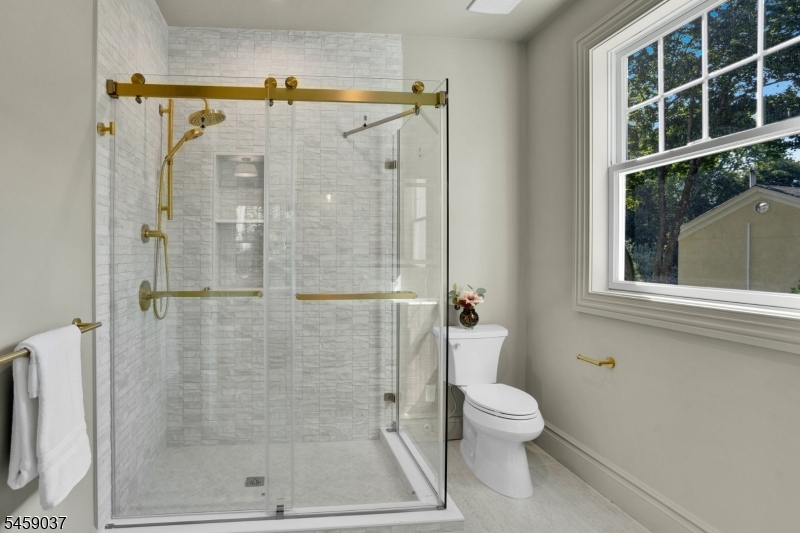 110 Blauvelt Avenue Property Photo 21