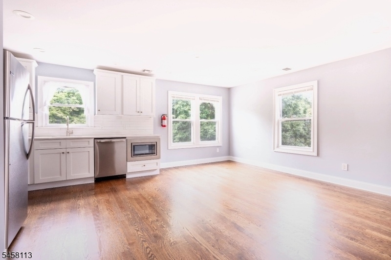 44 Clinton St Property Photo 24