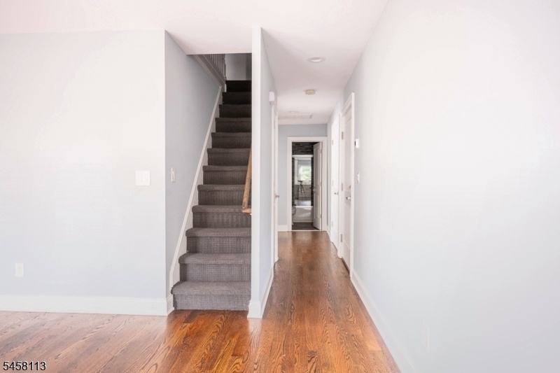 44 Clinton St Property Photo 28
