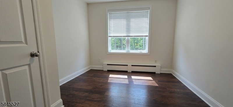 25 Essex Rd Property Photo 9