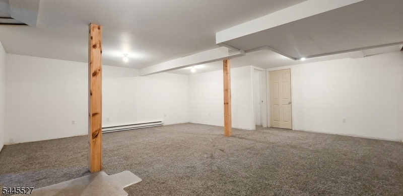 25 Essex Rd Property Photo 11