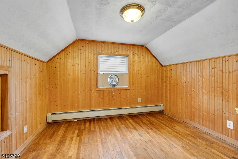 180 Mohawk Dr Property Photo 11