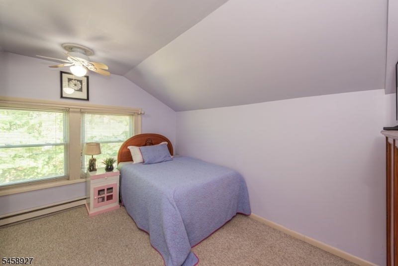 580 Wyckoff Ave Property Photo 12