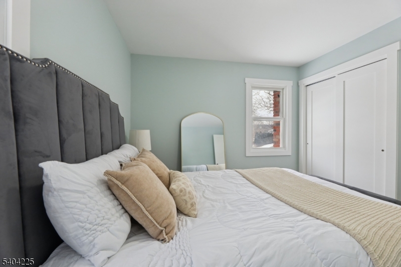 512 Lake Shore Dr Property Photo 11