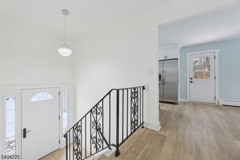 512 Lake Shore Dr Property Photo 15