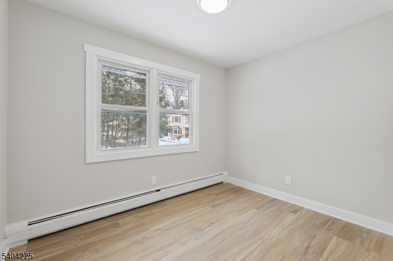 512 Lake Shore Dr Property Photo 20