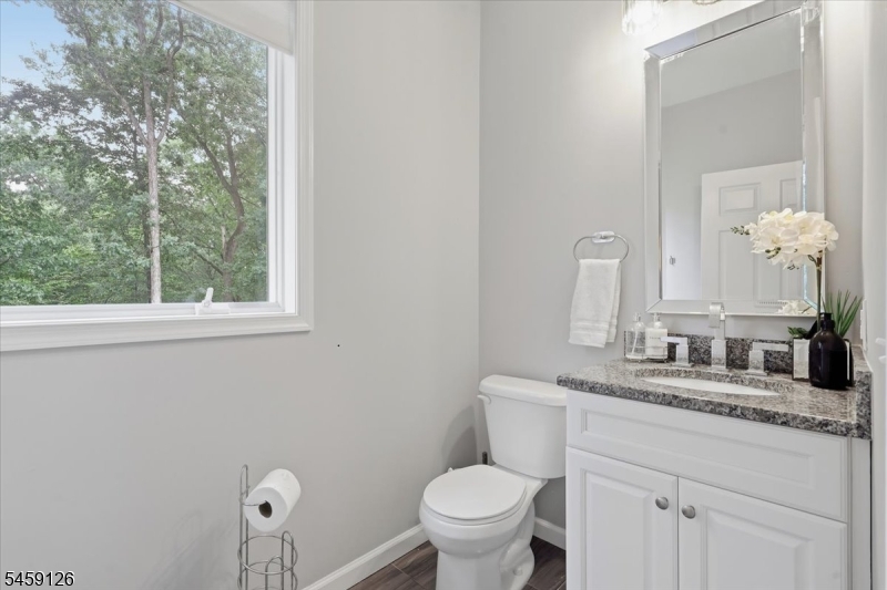 18 Puddingstone Rd Property Photo 22
